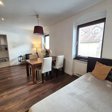 Zoe - Old Town Μπρατισλάβα