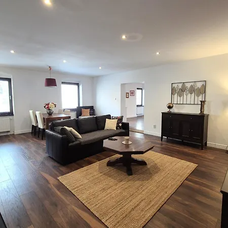 Zoe - Old Town * Μπρατισλάβα